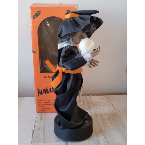 Vintage Halloween witch AS IS skull figure scary prop home decor - Picture 8 of 14